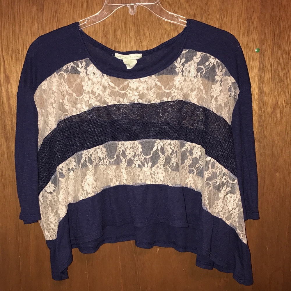 Long Sleeve Crop Top Lace Sz Large
