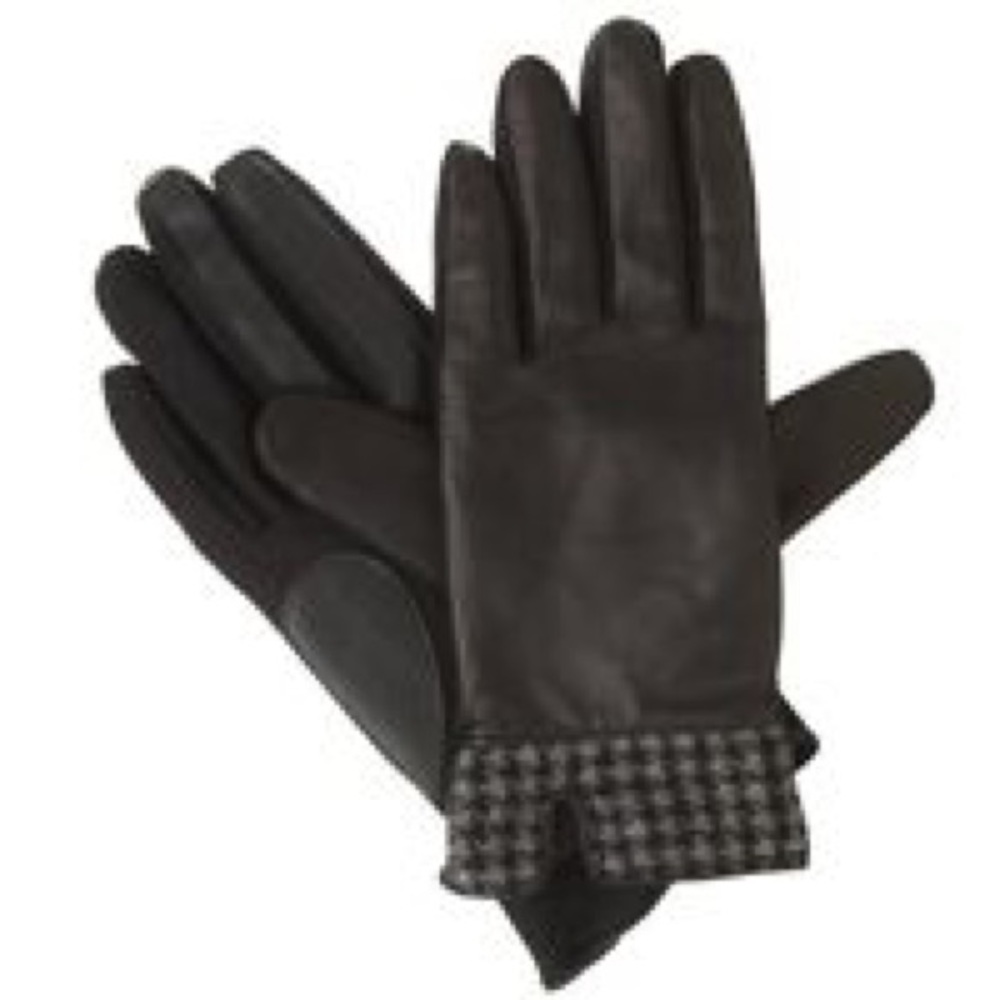 Isotoner gloves with herringbone trim