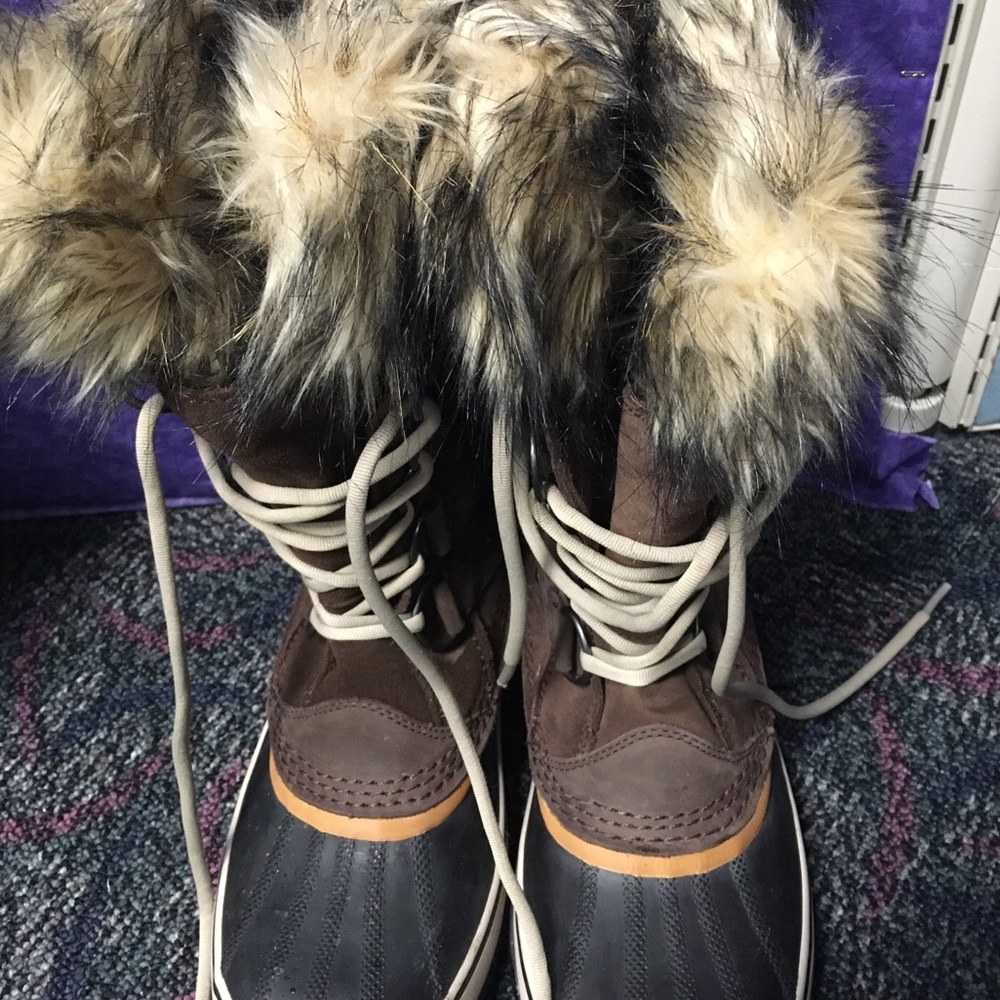 Sorel Joan of Arc boots