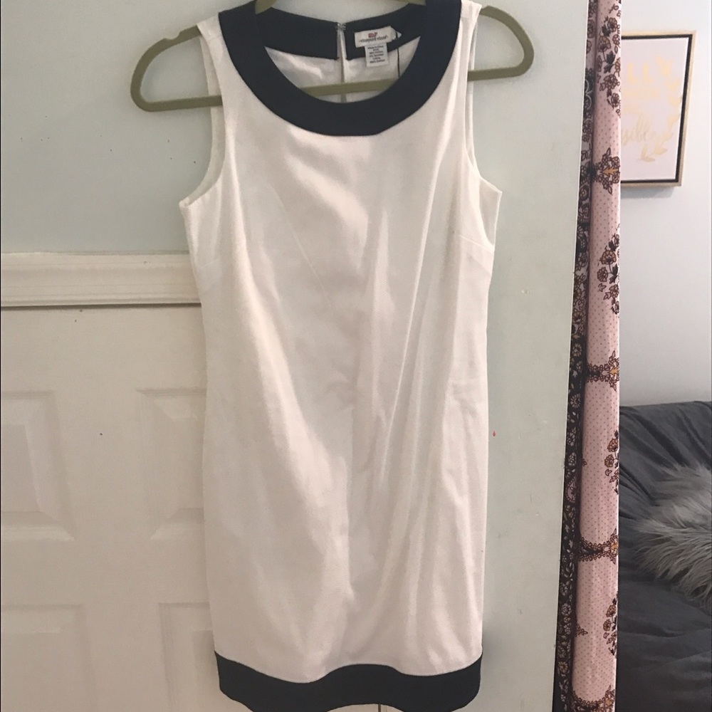 Vineyard Vines Dress