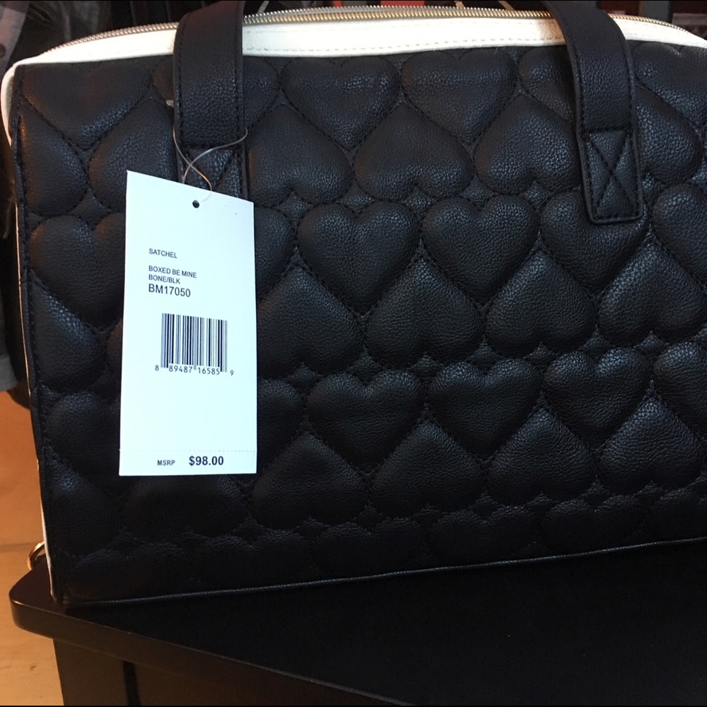 💕HOST PICK💕NEW Betsey Johnson Satchel Bag - Picture 4 of 8