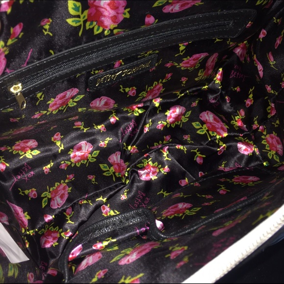 💕HOST PICK💕NEW Betsey Johnson Satchel Bag - Picture 6 of 8