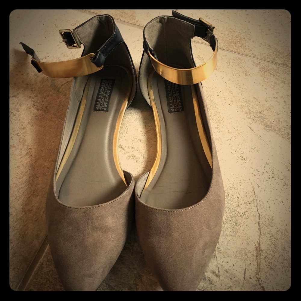 Urban outfitters flats