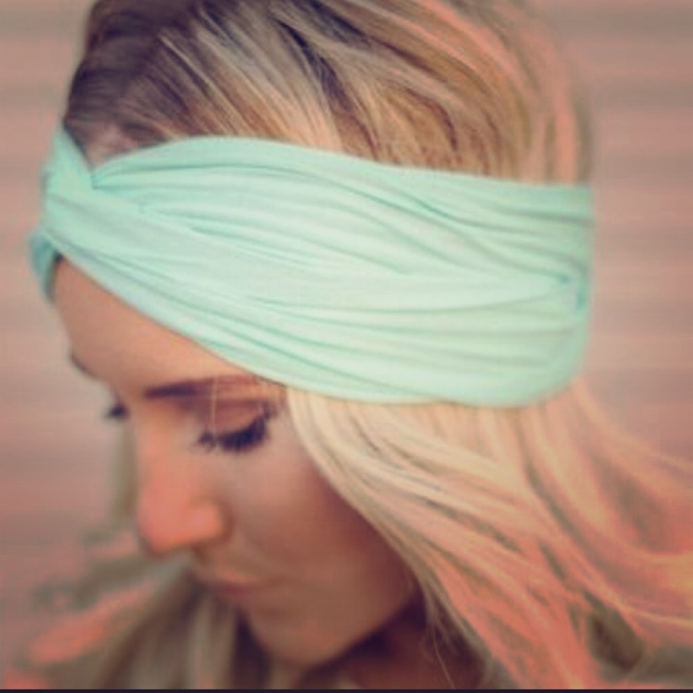ONLY 3 LEFT Turban headband