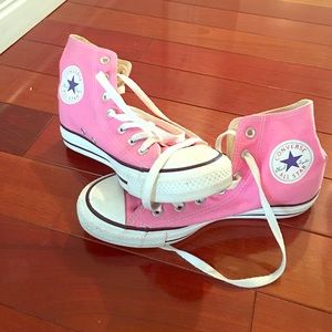 Light Pink high top Converse
