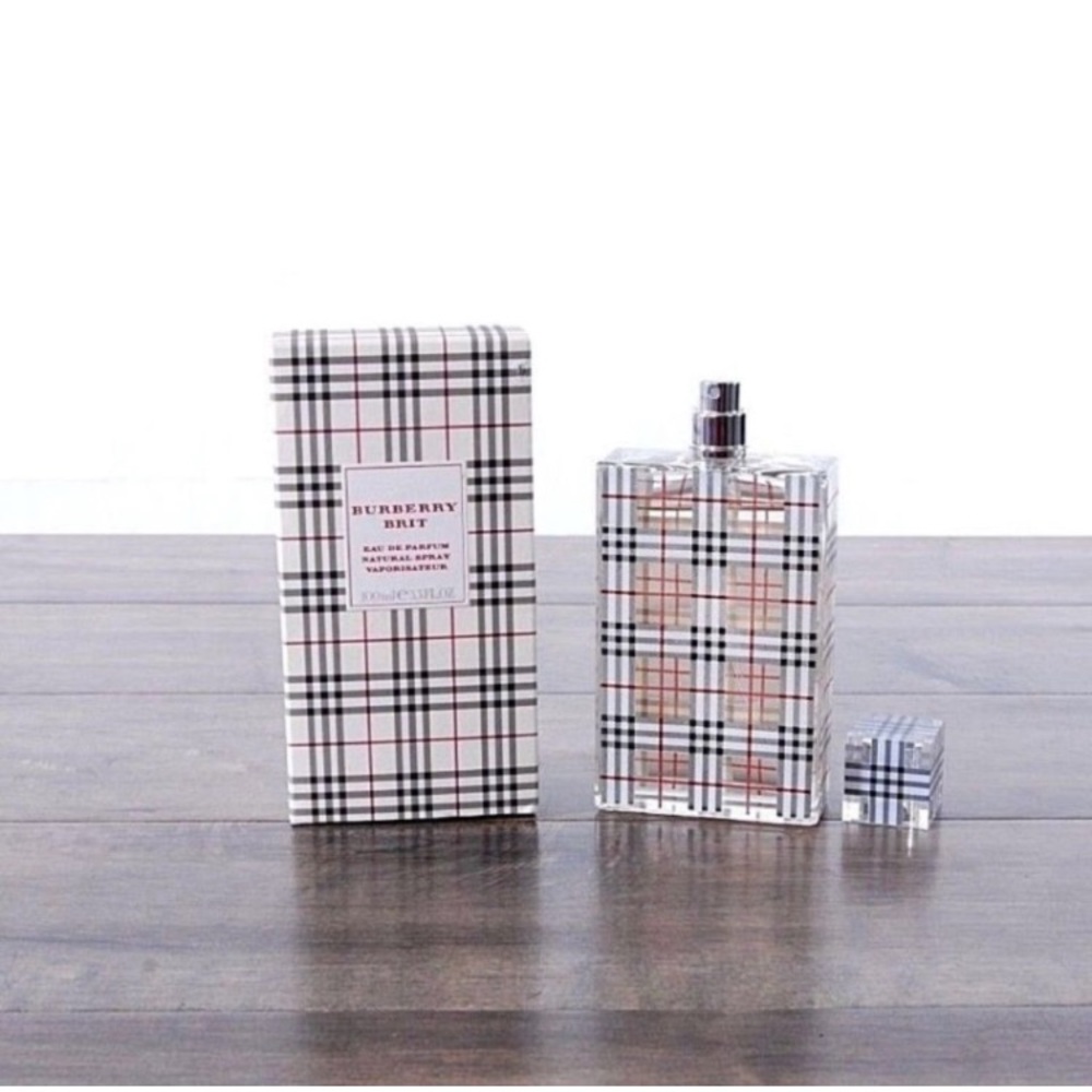 Burberry Brit For Her Eau De Parfum 3.3 oz New