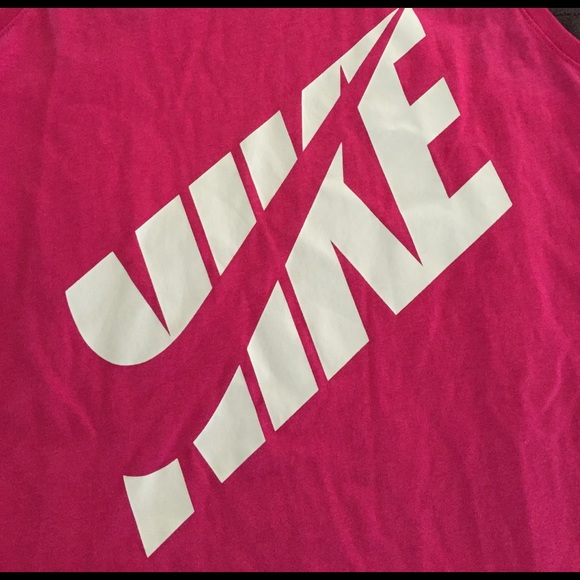 Nike Loose Fitting Pink Tank Top, Sz M #829552 NWT - Picture 2 of 4