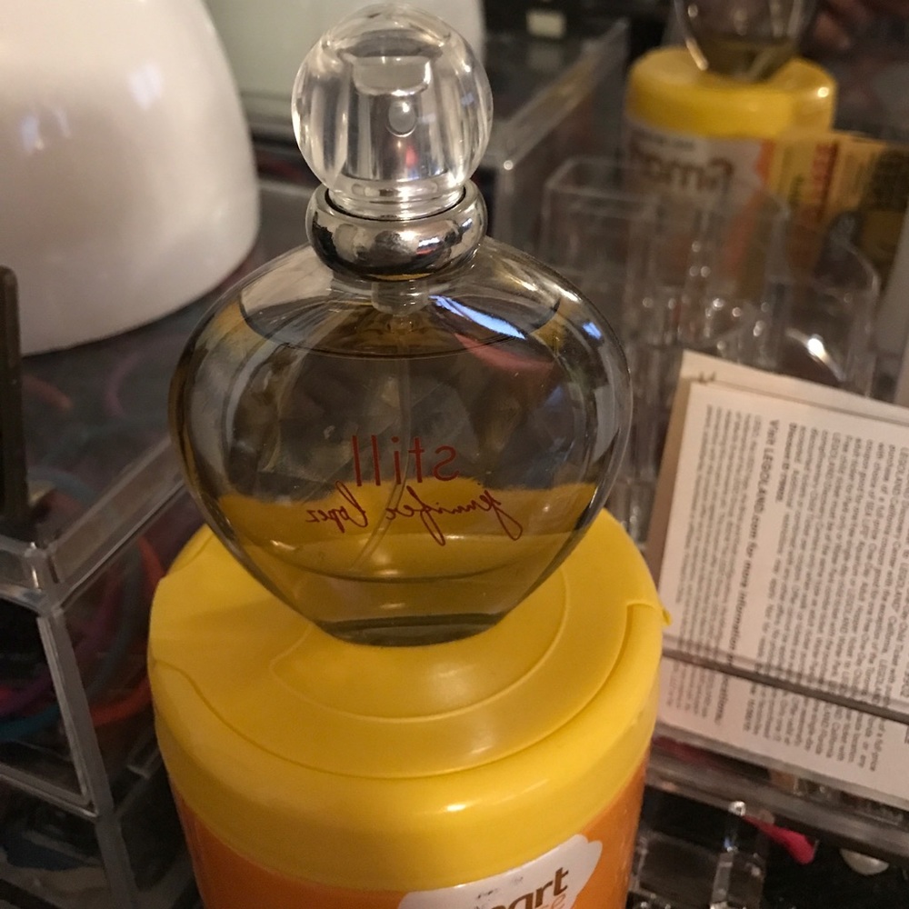 🚫Jennifer Lopez still perfume🚫SOLD