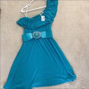 One strap dress with belt