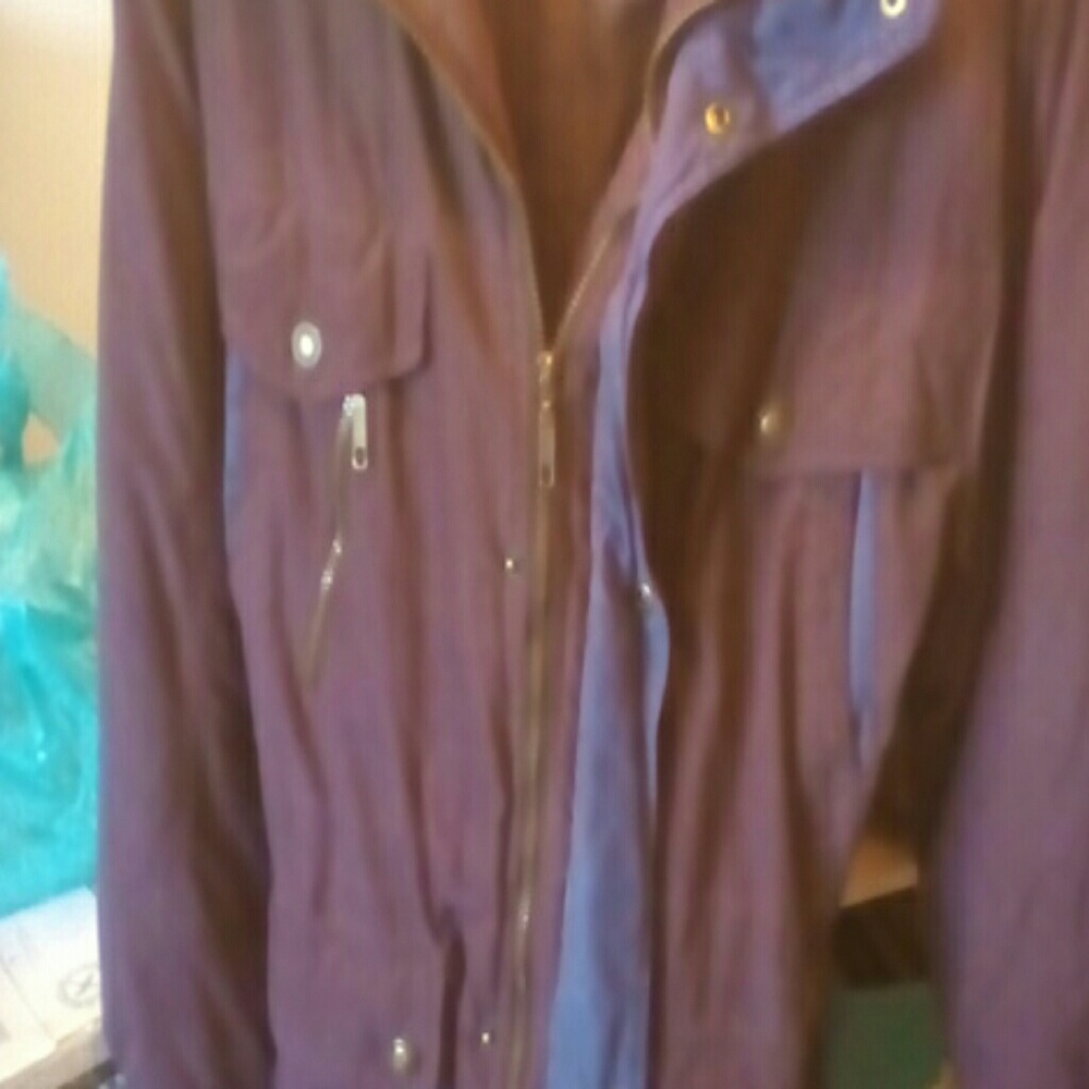 Coat - Picture 5 of 5