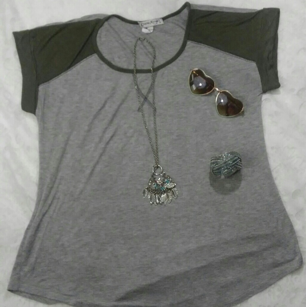 Gray shirt with military green sleeves