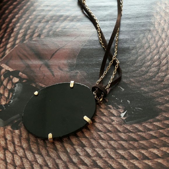 Necklace bundle - Picture 3 of 8