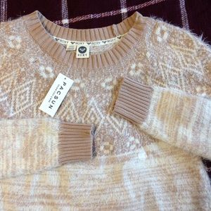 NWT ROXY Women's Fluffy Crew Neck Sweater