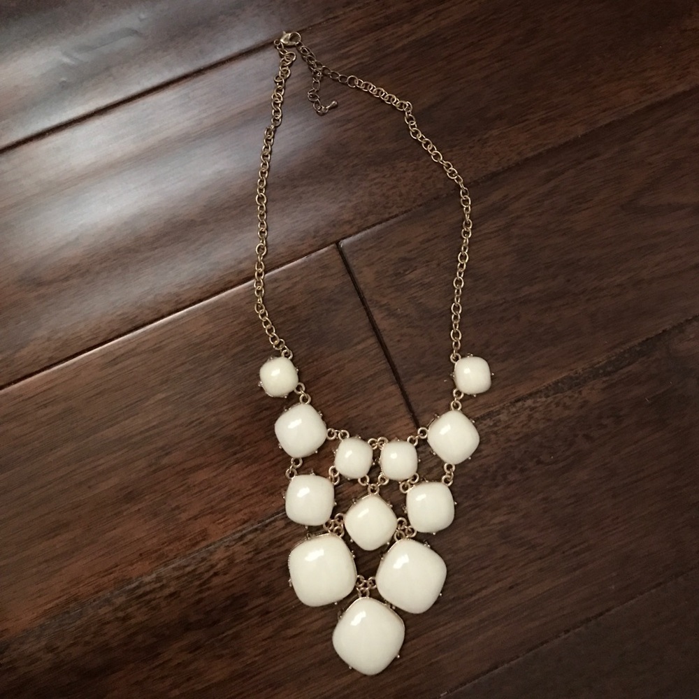 statement necklace