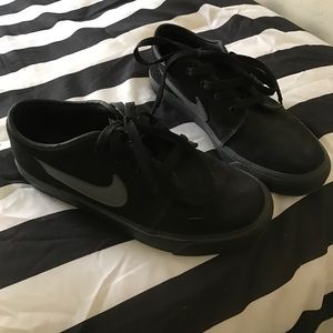 Nike shoes