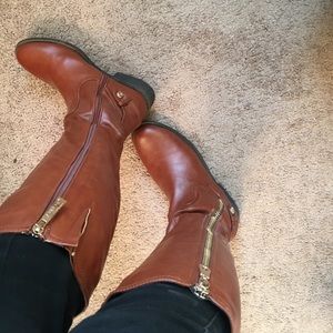 Tan leather boots Size 9
