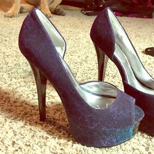 Chinese laundry Chamillion platforms