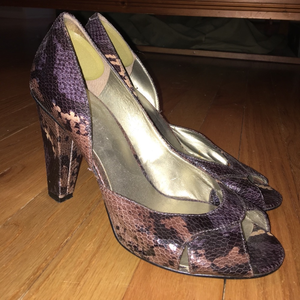 Nine West Snake Skin pattern heels