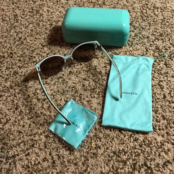 Tiffany cat eye sunglasses