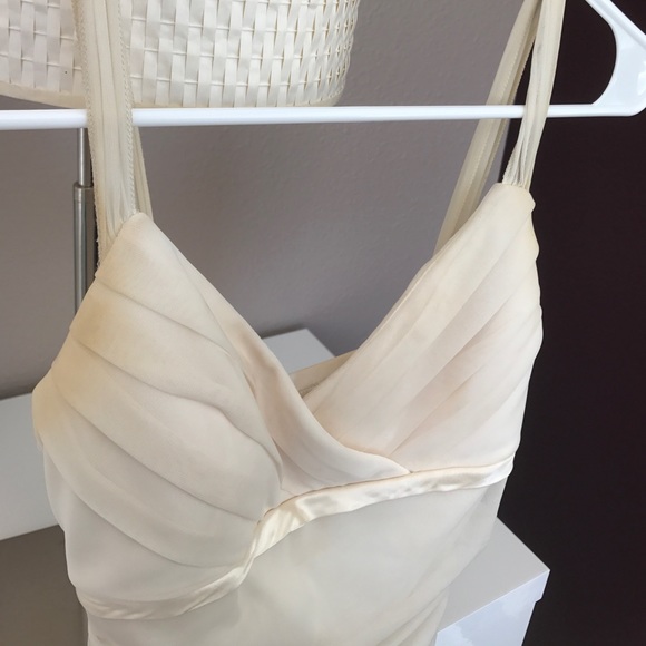 Cream colored chiffon dress - Picture 2 of 3