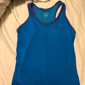 Nike dry fit workout top