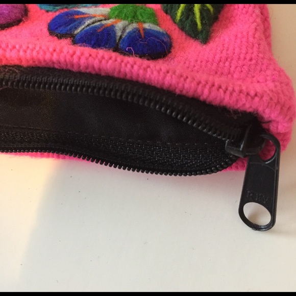 Hand made in Peru - Pouch - Picture 4 of 8