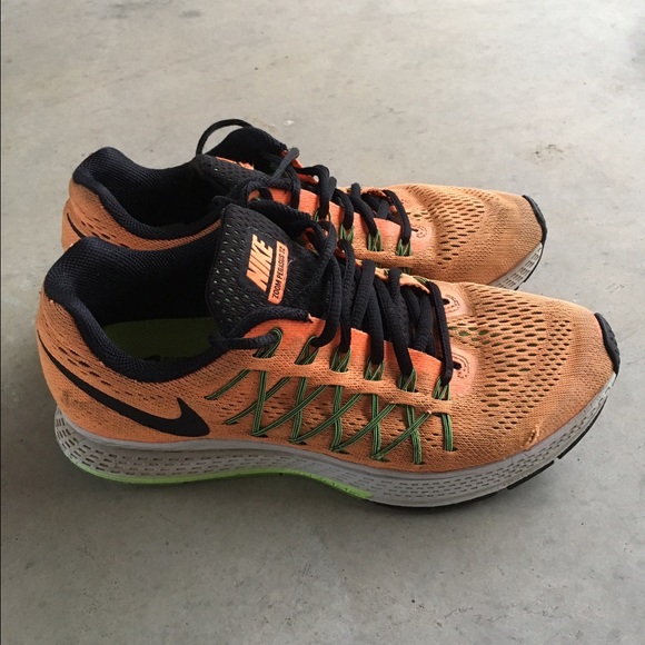 Orange Nike Pegasus 32 - Picture 3 of 4
