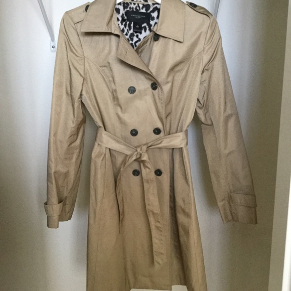Ann Taylor trench coat - Picture 2 of 5