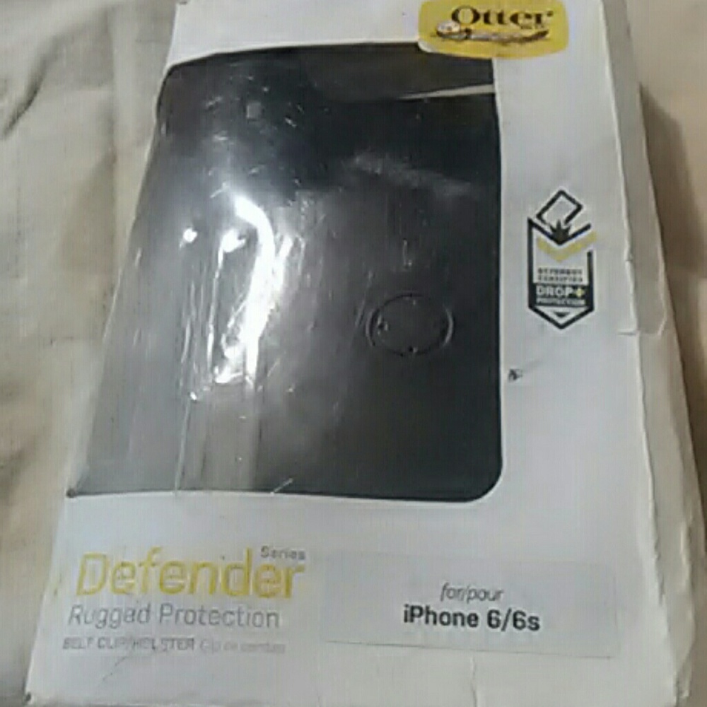 Otterbox defender belt clip iPhone 6