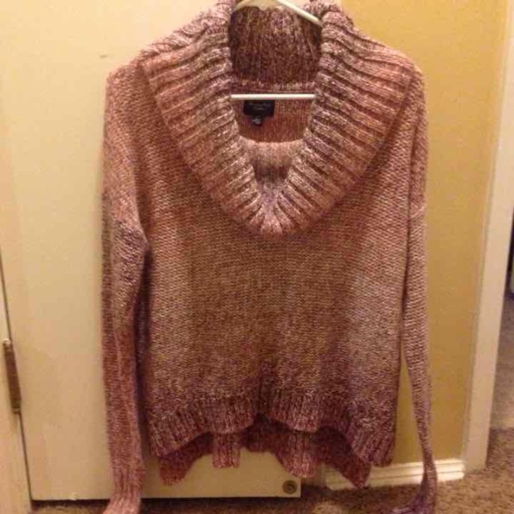 American Eagle cowneck sweater size S