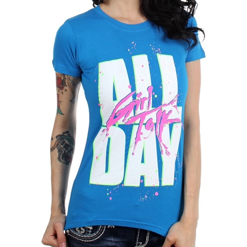 Comfy "Girl Talk All Day" Tee