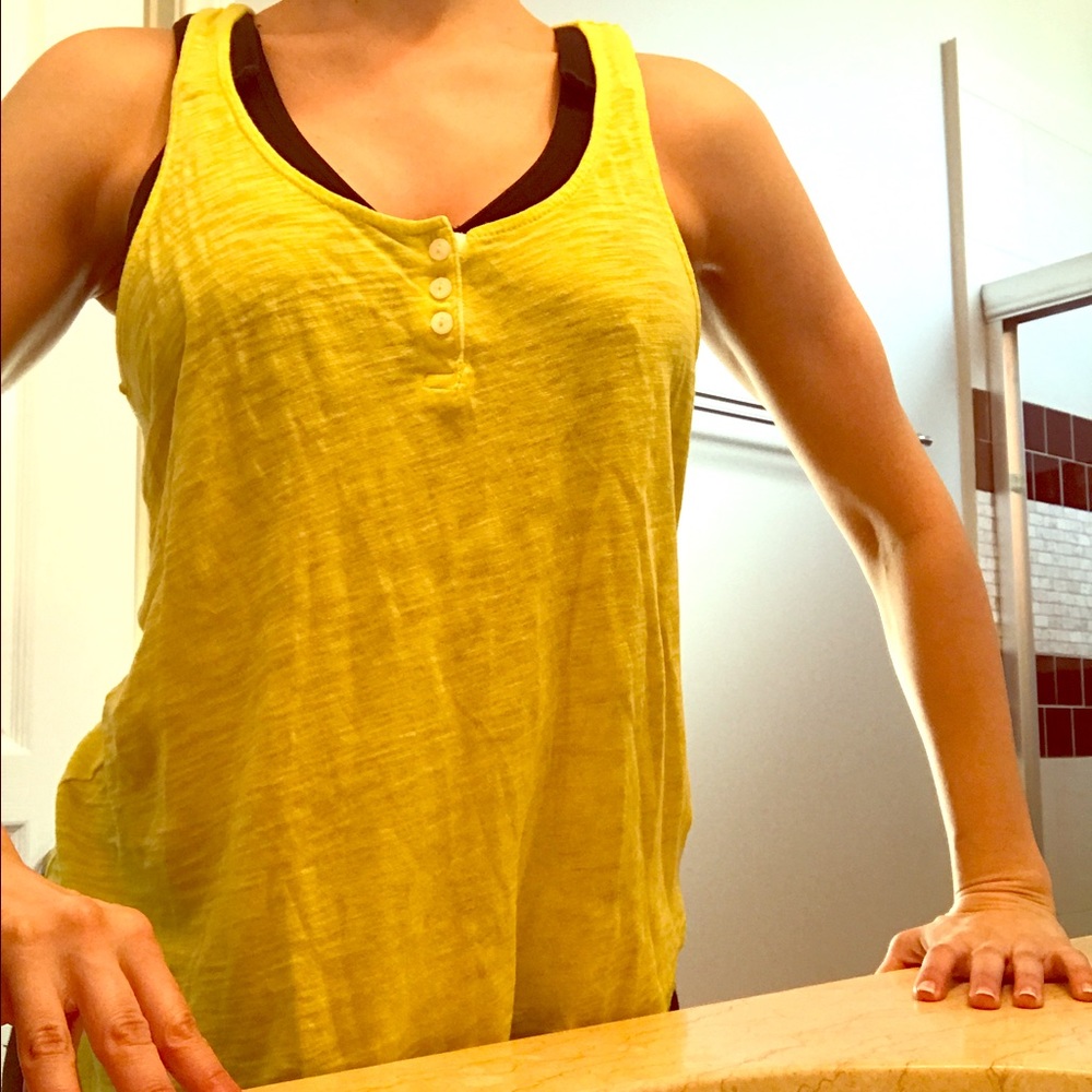 Old Navy Size Medium Yellow Loose Fit Tank Top.