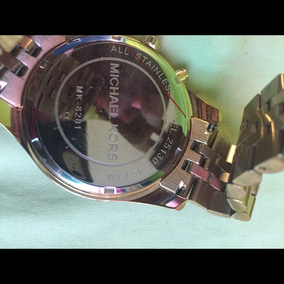 Michael Kors "Lexington" Watch (Large Face) - Picture 3 of 4