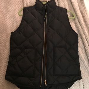 Crew black vest