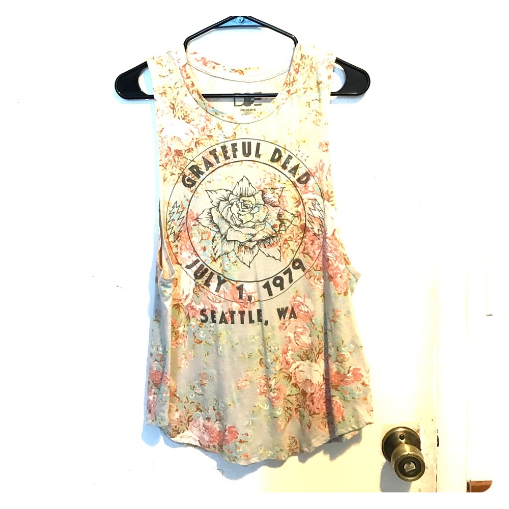 Cut off tee