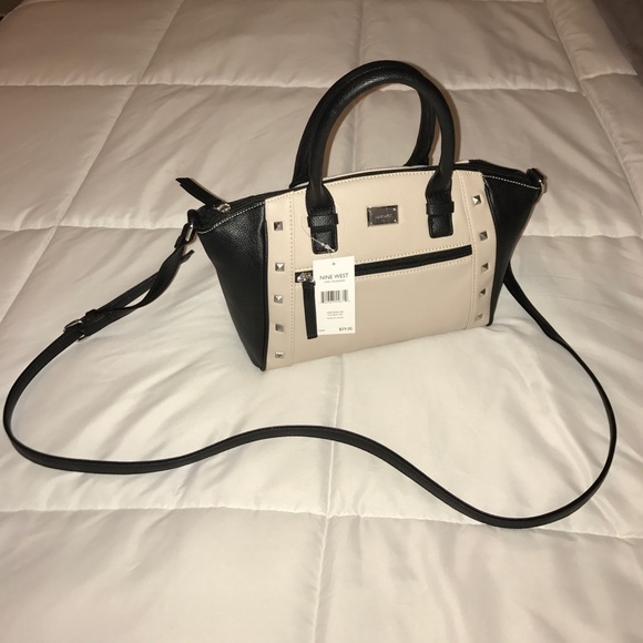 Nine West Black/Neutral "Stay Studded" purse. - Picture 1 of 6