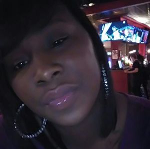 Meet your Posher, Joy