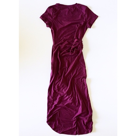 burgundy midi t shirt dress - Picture 4 of 4