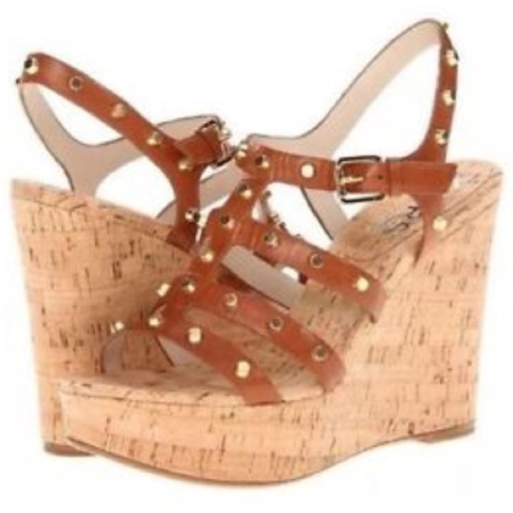 Michael Kors • Pre Loved Wedges w/Gold studs
