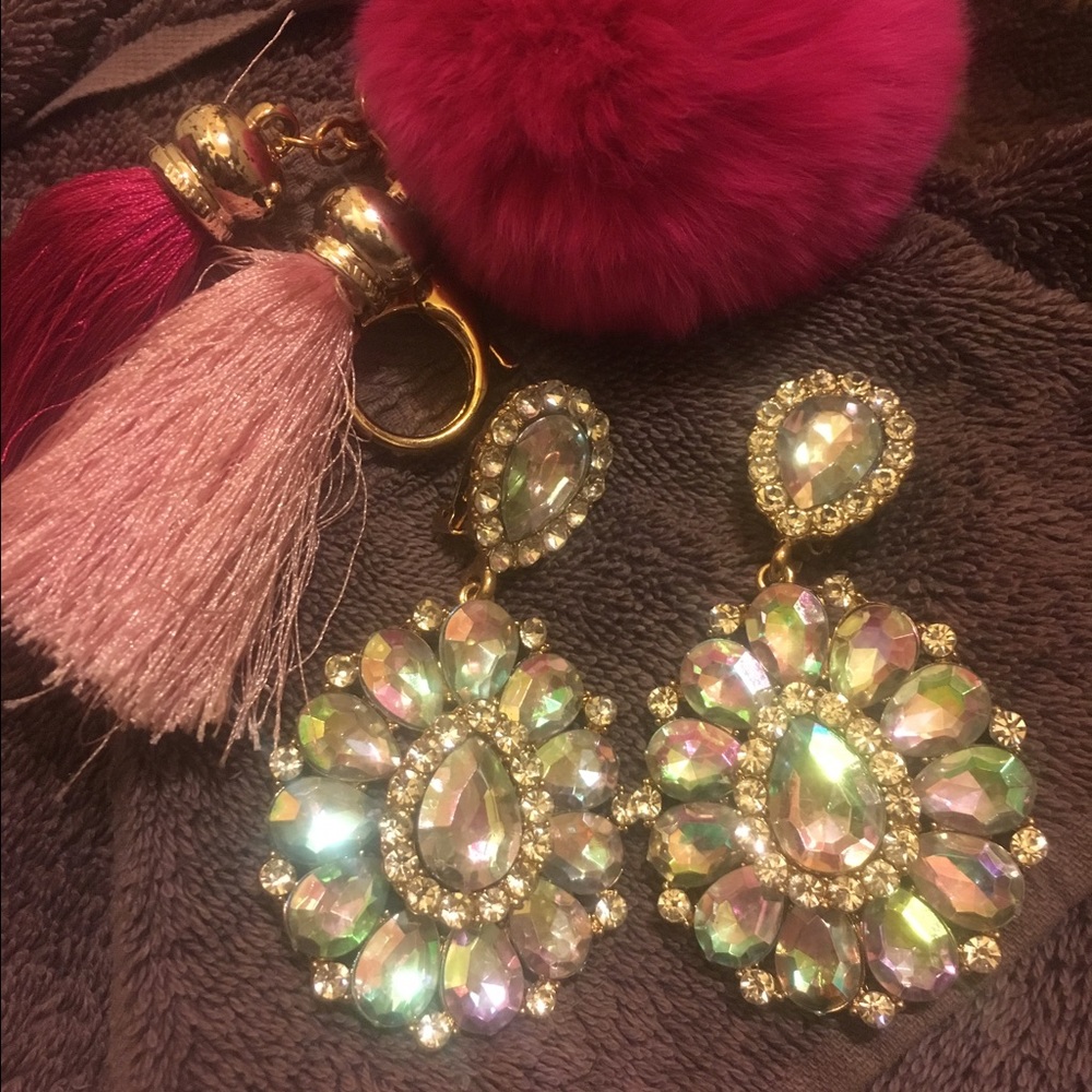 FASHION EARRING