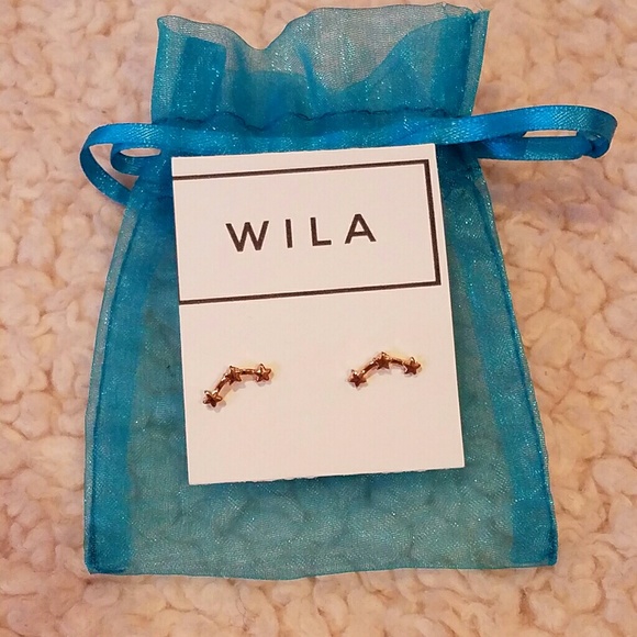 ✨️SALE✨️ Triple Star Earring - Picture 2 of 6