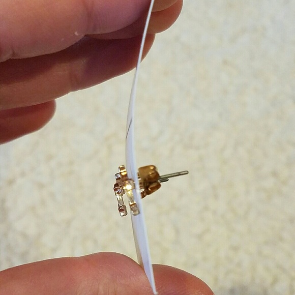 ✨️SALE✨️ Triple Star Earring - Picture 3 of 6