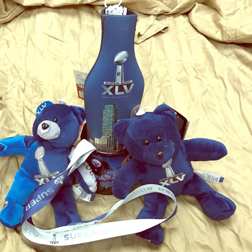 Super Bowl 45 accessories!