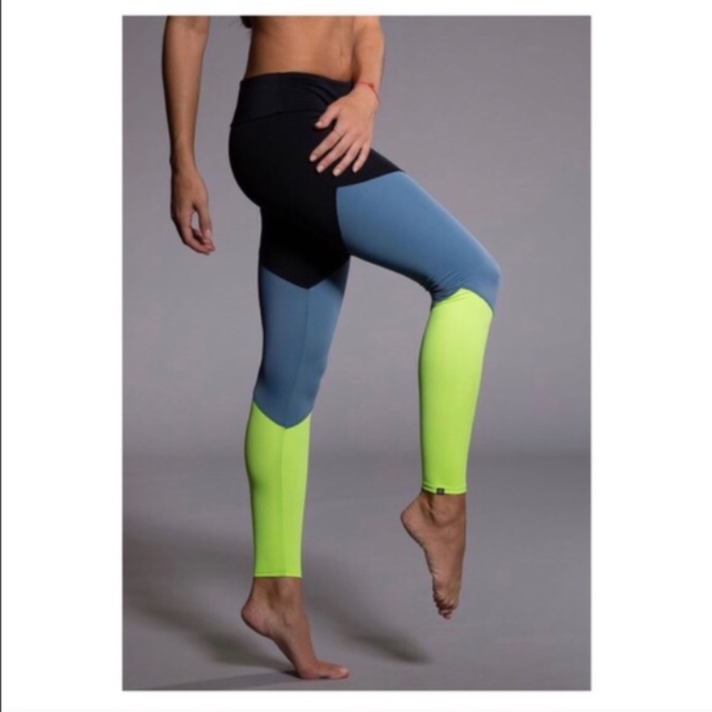 Onzie Leggings