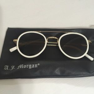 AJ Morgan White Sunglasses