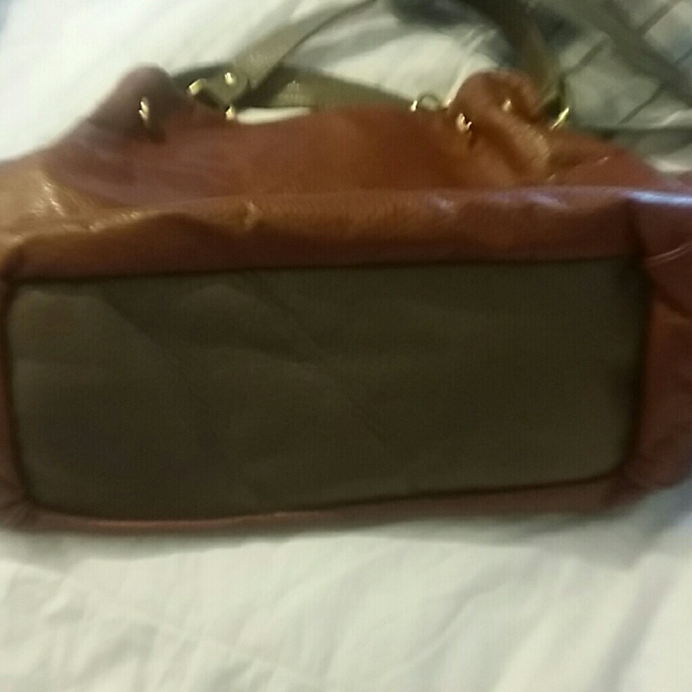 Purse - Picture 4 of 4