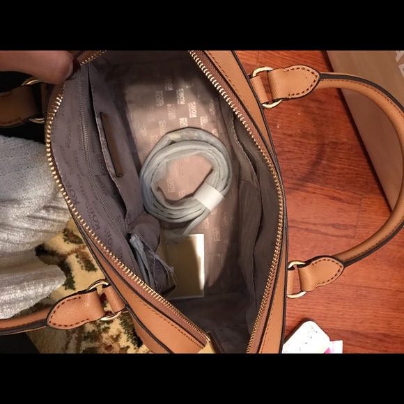 Acorn Michael Kors satchel Brown - Picture 3 of 3