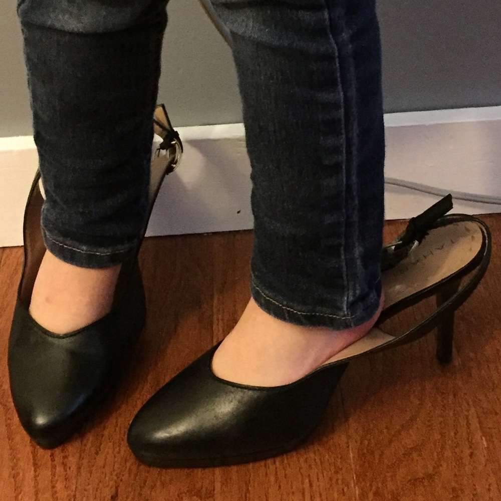 Tahari Black sling-back pumps