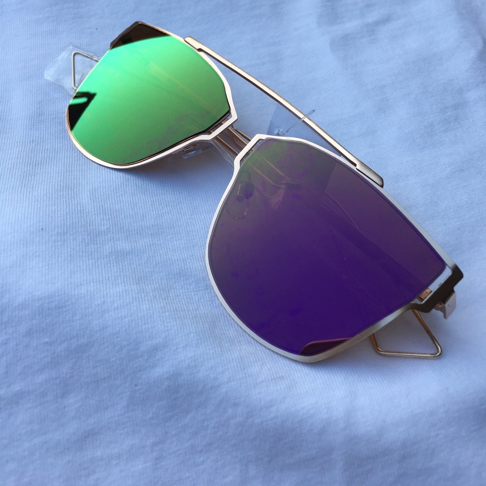 Mirrored shades, purple/green - Picture 3 of 3