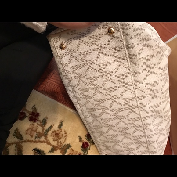 Large vanilla satchel Michael Kors Bag - Picture 2 of 3